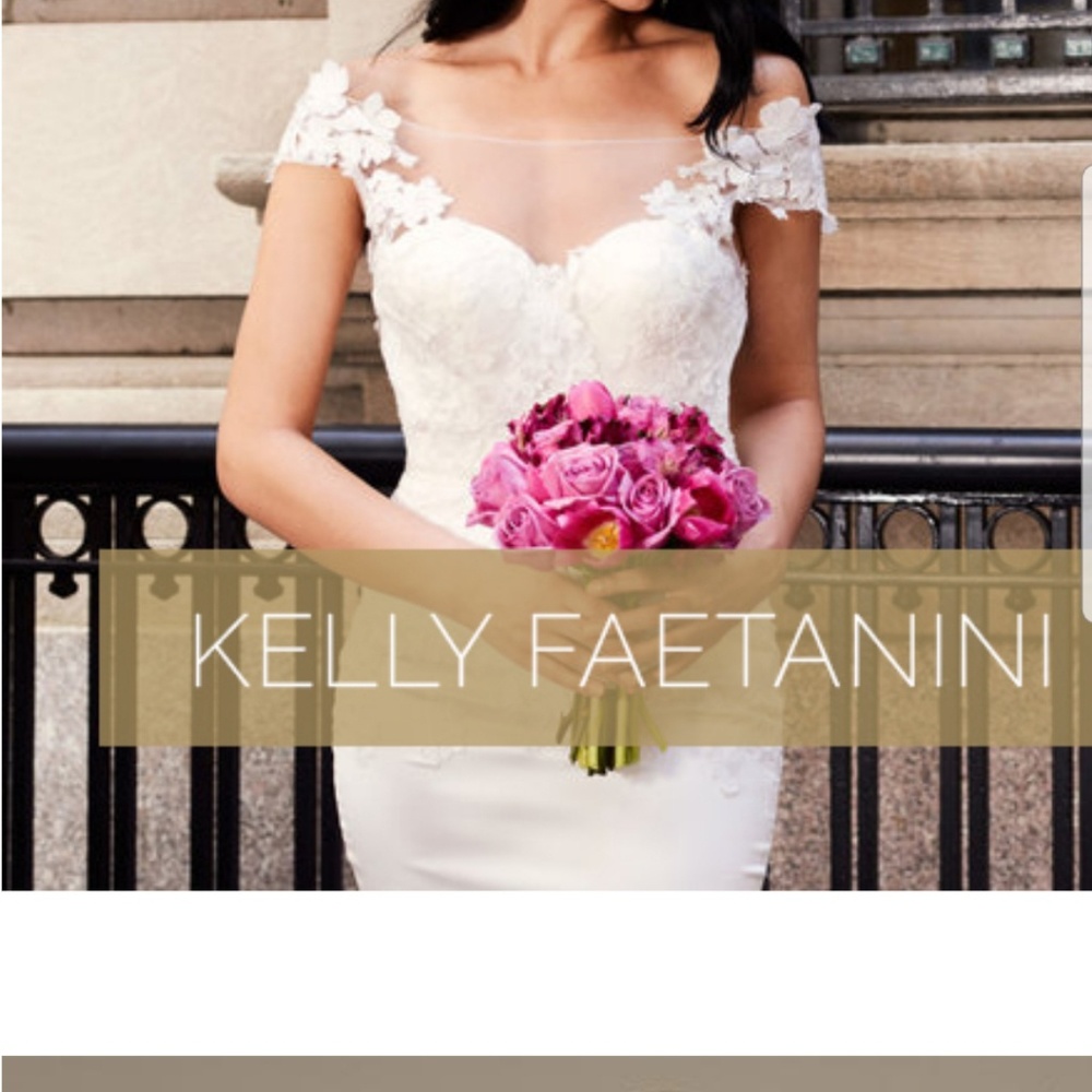 Kelly faetanini wedding dress